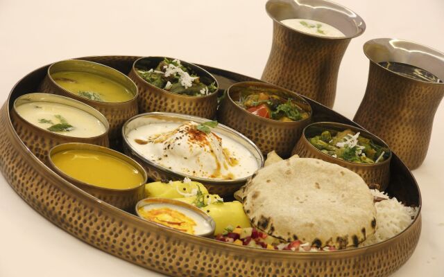 Grand Mercure Vadodara Surya Palace Hotel