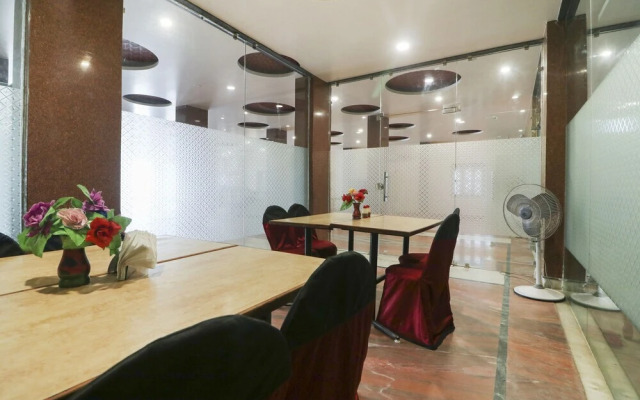 Motel J K by OYO Rooms