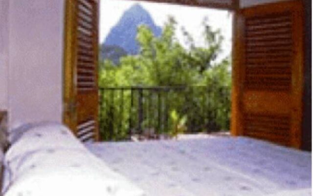 Uptown Guest House