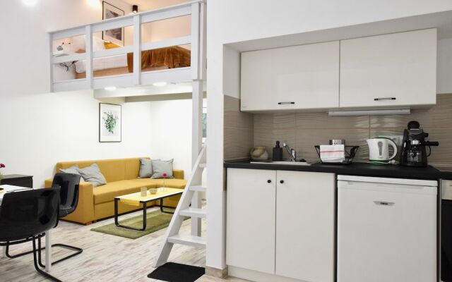 Standard Apartment by Hi5 - Akácfa 59