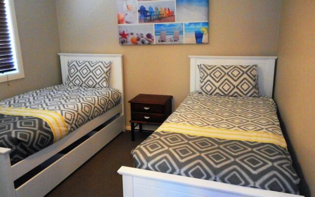 Lees By The Sea at South West Rocks