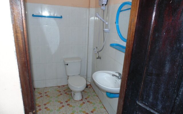 Saynambak Riverside Guest House
