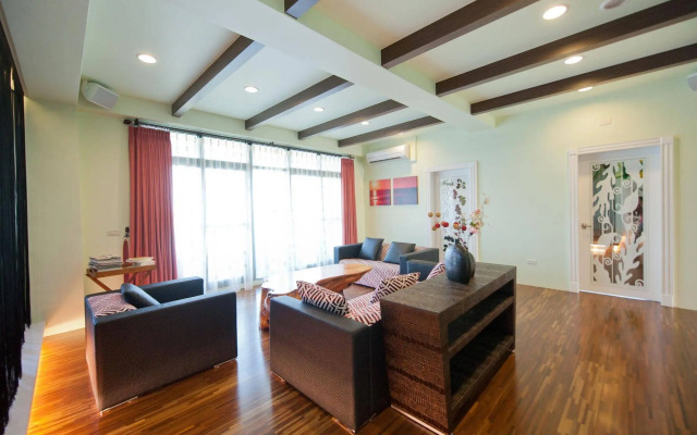 Traditional Arts Villa