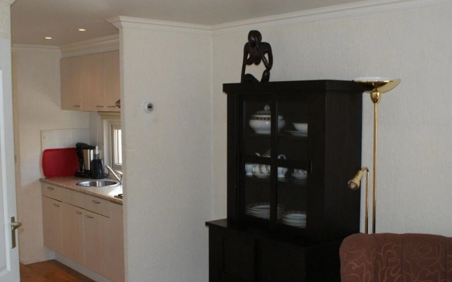 Furnished Chalet Located near Oisterwijkse Vennen