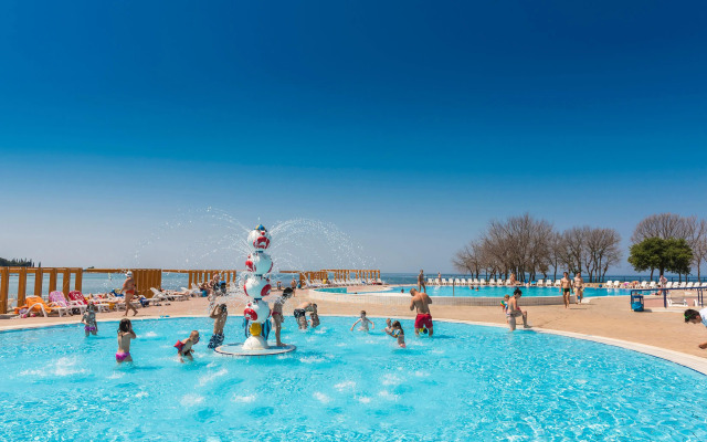 Apartments Katoro Plava Laguna