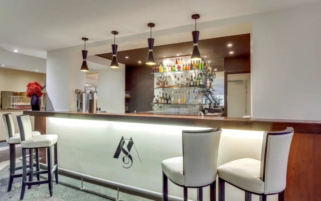 Mercure Maurepas Saint Quentin