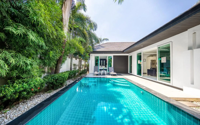 Colibri Pool Villa Pattaya