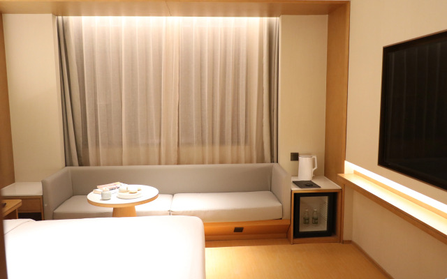 Ji Hotel Shenzhen North Railway Station