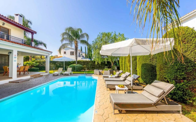 Villa Relax Latchi