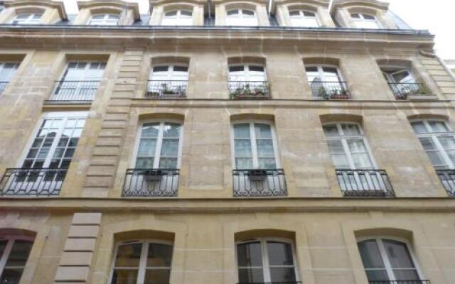 Magnifique Appartement Dans Hôtel Particulier Monument Historique