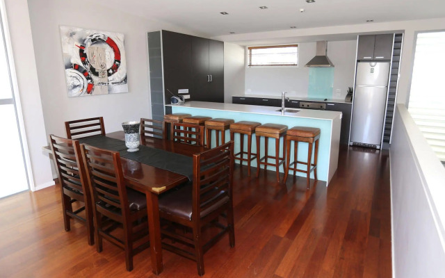 Picton Waterfront Luxury Apartments