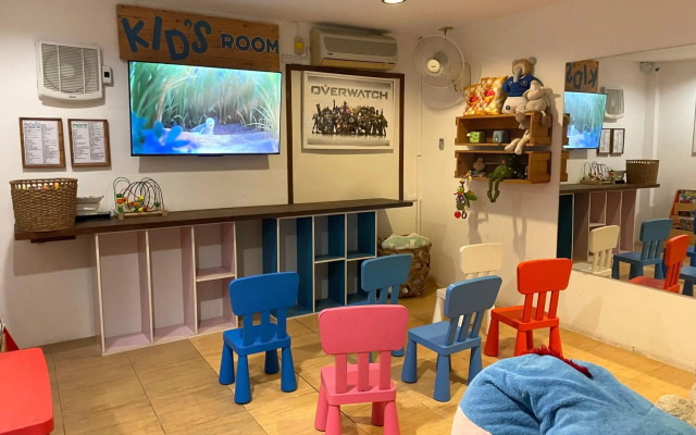 Dolphin Bay Beach Resort