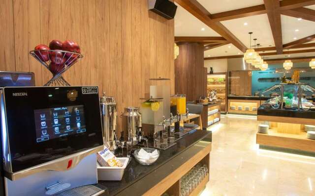 Novotel Cairo El Borg