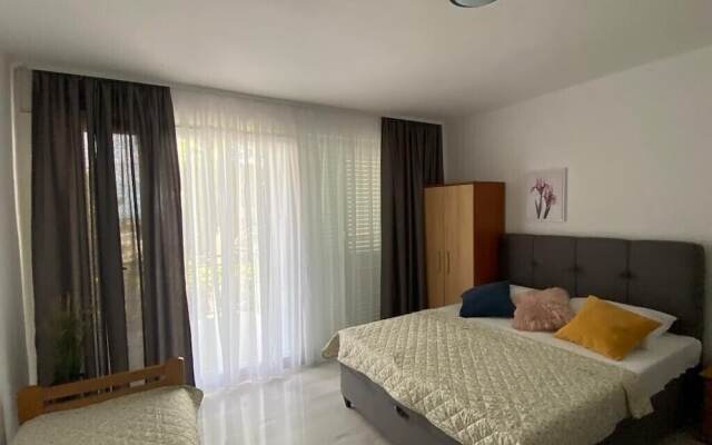 Apartmani Villa Dvorski