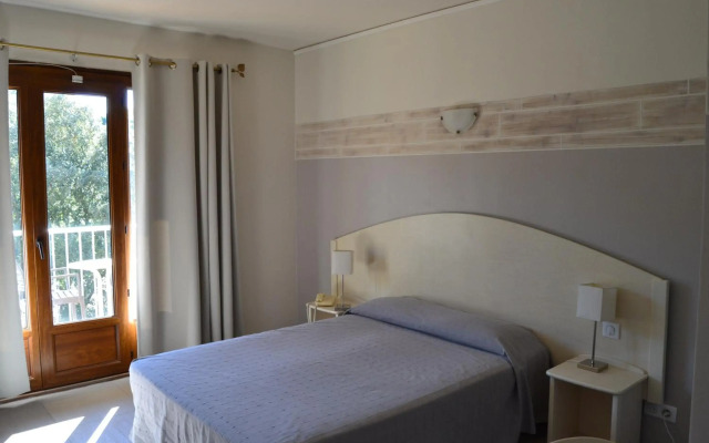 Hôtel Cyrnea