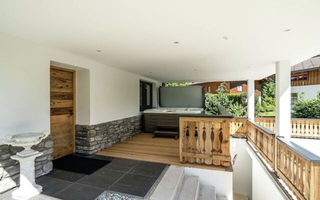 Luxurious Holiday Home With Jacuzzi In Wagrain Austria