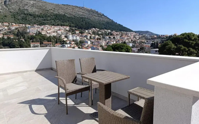 Penthouse Apartment Dijana