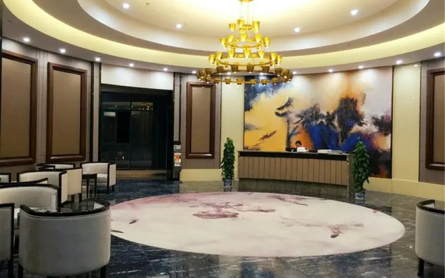 Qijia Shan Hotel