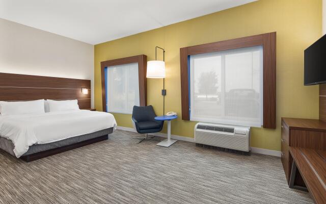 Holiday Inn Express Hotel Sacramento Airport Natomas, an IHG Hotel