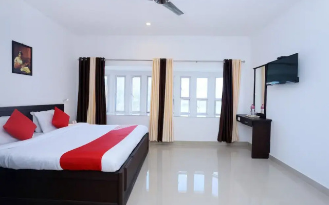 OYO 14328 Hotel Rv Tower