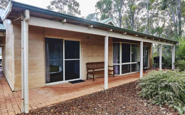 Eight Willows Retreat