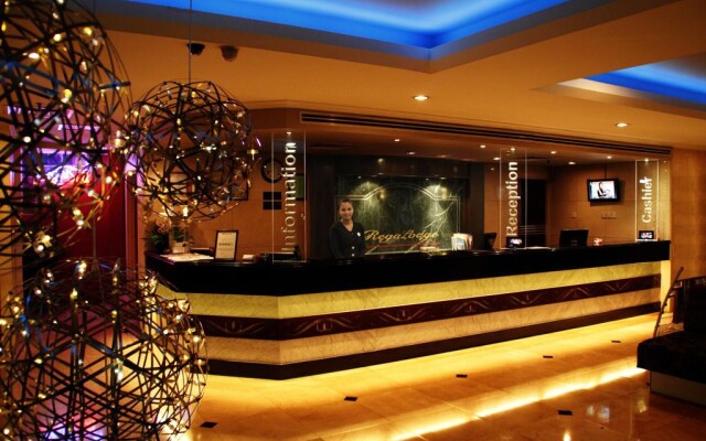 Regalodge Hotel & Spa