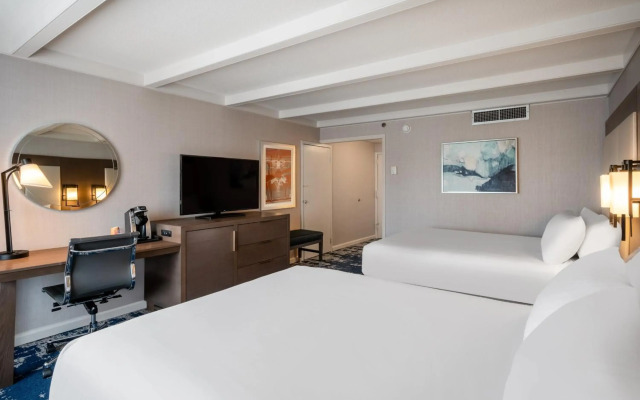 Crowne Plaza Albany - The Desmond Hotel by IHG