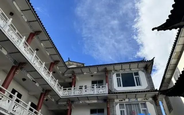 Dali Tower Beiyuan Inn