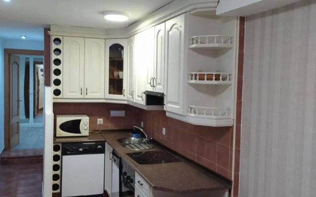 Apartamento céntrico con piscina