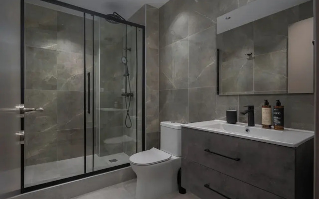Hebrard Industrial Suites