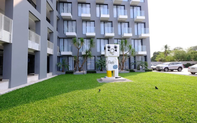R Photo Hotel