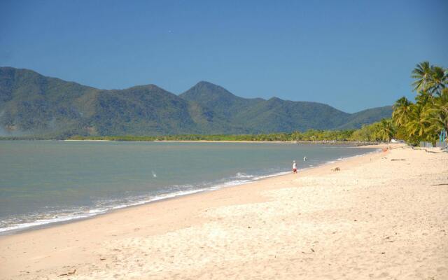 Cairns Beach Resort