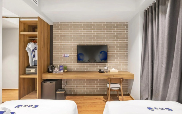 Kokotel Bangkok Surawong