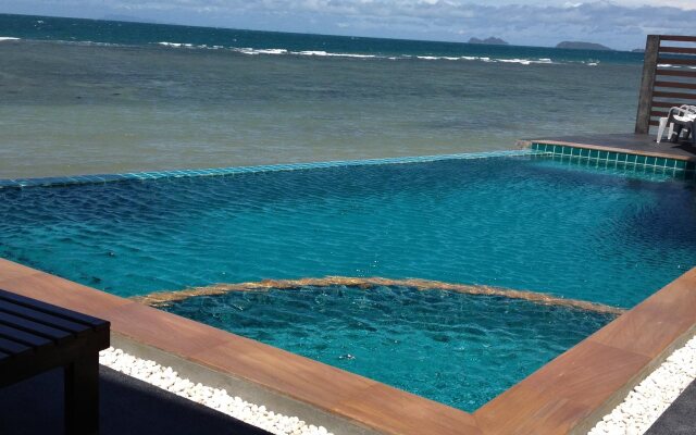 Rin Bay View Resort