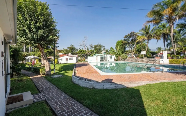 Family House in Jiutepec with Pool & BBQ