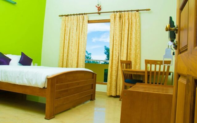 Munnar Crown