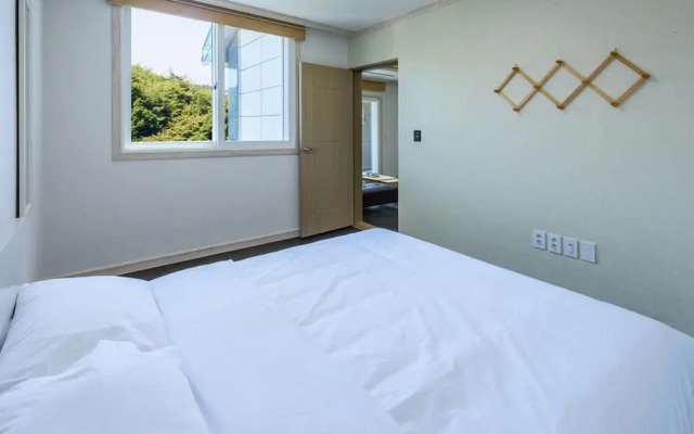 Yeosu Sora Noeul Pension