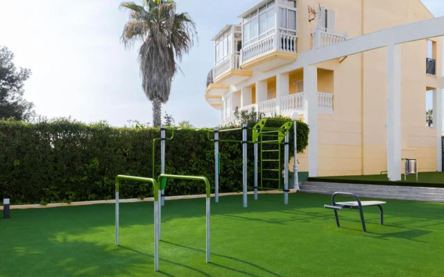 Nice house with tennis court,sports and playground