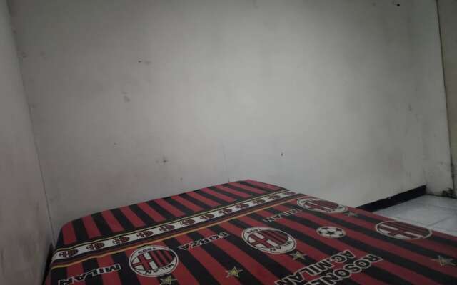 OYO Life 93977 Suterejo Homestay Syariah