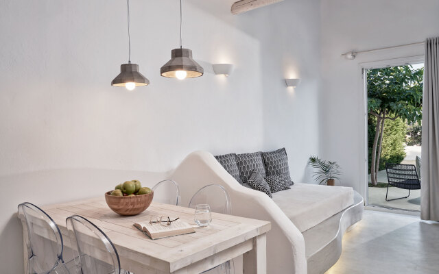 Naxian Utopia Luxury Villas & Suites