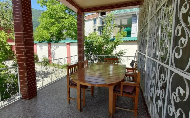 Raffles Garden Villa