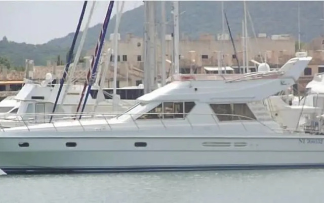 Houseboat