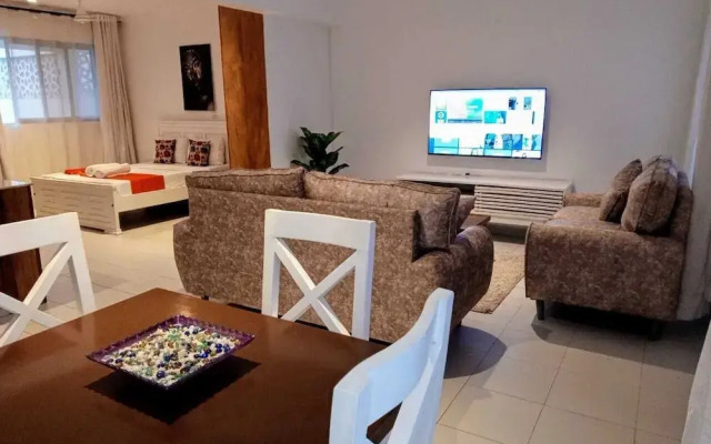 Pontoon Residence & Suites