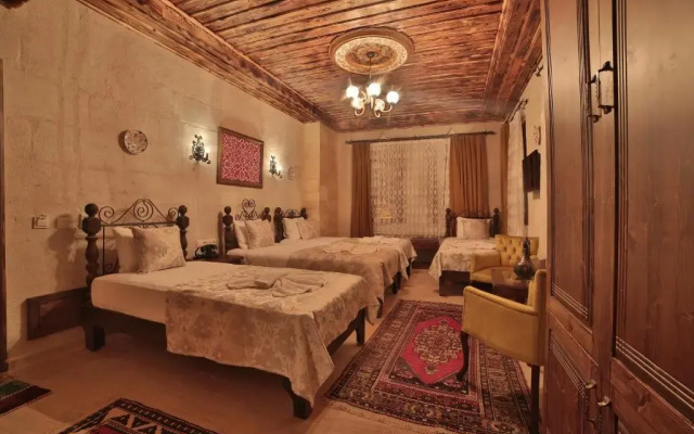 Caravanserai Inn Hotel