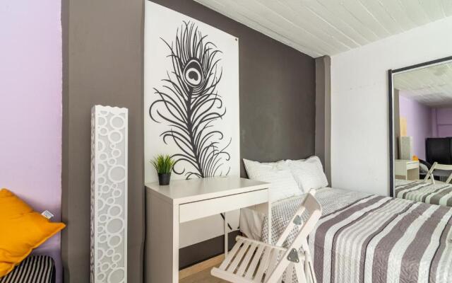 Loft Style Central Studio Large Terrace 100Mbps