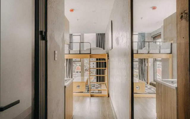 POSIKI Dorm and Cafe