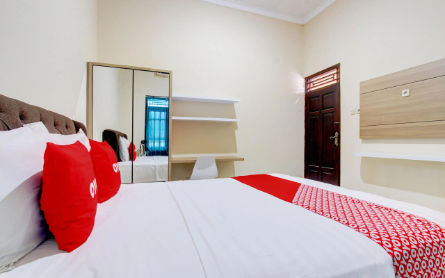 Hotel O Delia Inn Syariah – Guest Rooms – Klaten