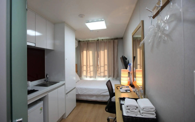 Easy Residence Hotel