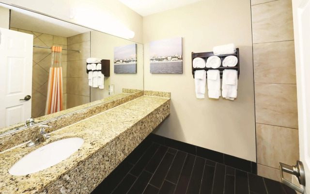 La Quinta Inn by Wyndham Sandusky near Cedar Point