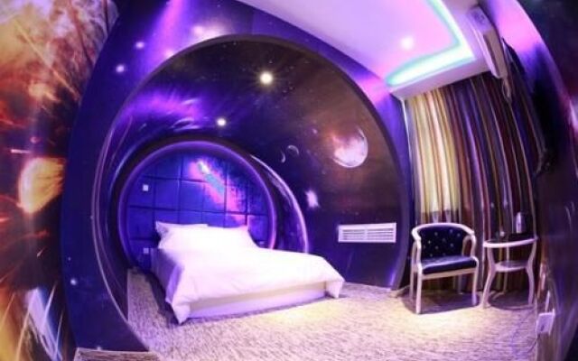 Yepu Night Theme Hotel- Dalian